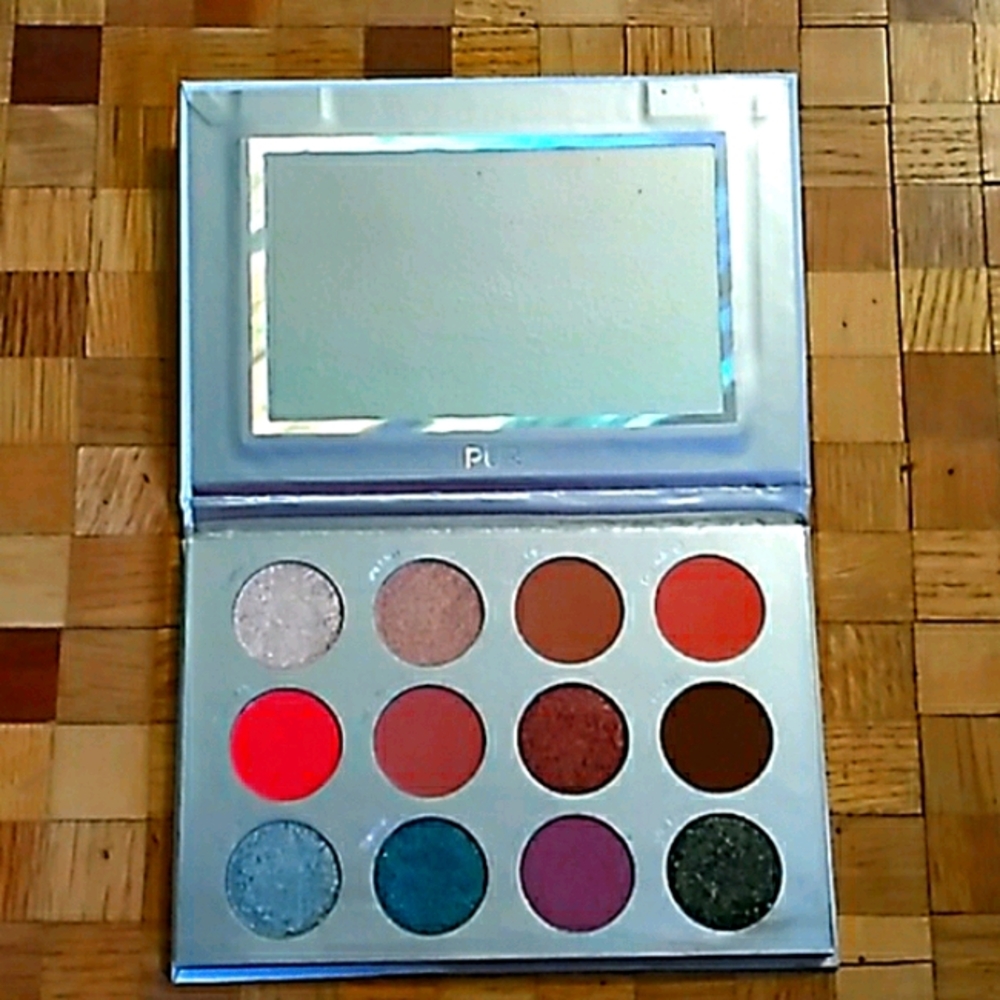 Eyeshadow